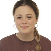 Profesora graduada en física, con experiencia en primaria, ESO, bachillerato y universidad. También preparo para la EVAU.